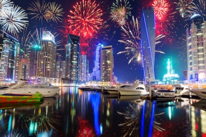 New-Years-fireworks-display-in-Dubai-dreamstime_xl_48419851